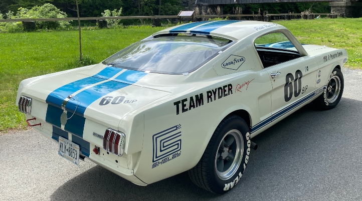 1965 shelby gt350 r model race car