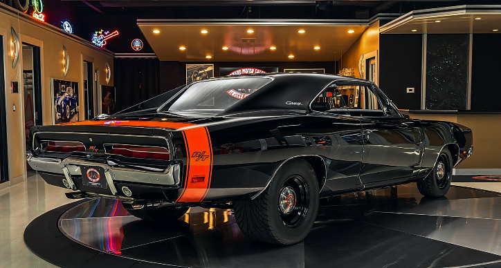 1969-dodge-charger-r-t-572-hemi