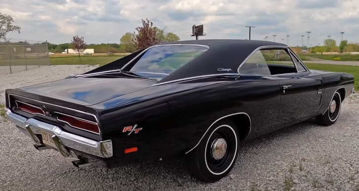 black on black 1969 dodge hemi charger 4-speed