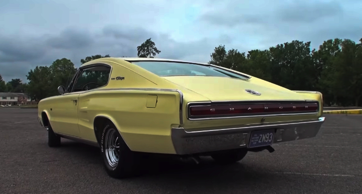 restored 1966 dodge charger 426 hemi